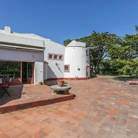 Holiday home Azoia Wind Mill